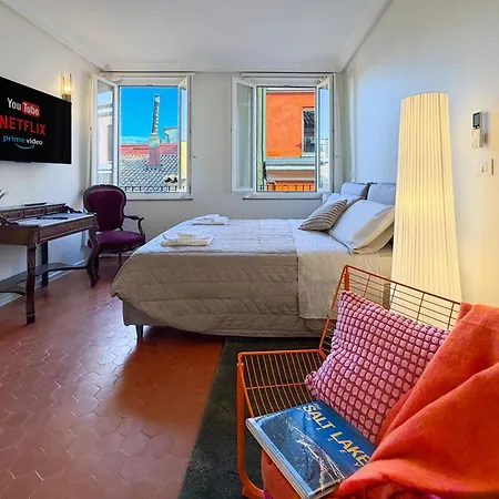Apartament Attico D'autore In Piazza Con Vista Ghirlandina *