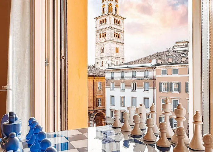 Apartament Attico D'autore In Piazza Con Vista Ghirlandina *