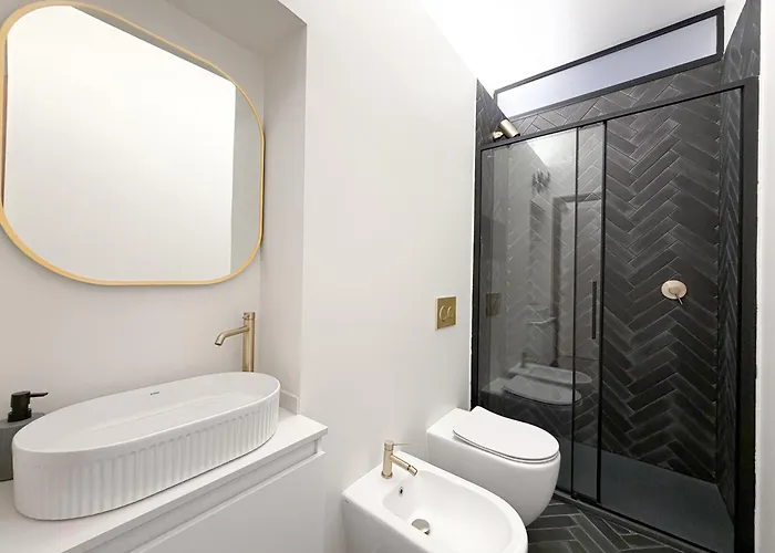 Attico D'autore In Piazza Con Vista Ghirlandina *