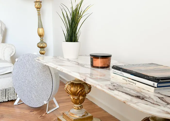 Attico D'autore In Piazza Con Vista Ghirlandina *