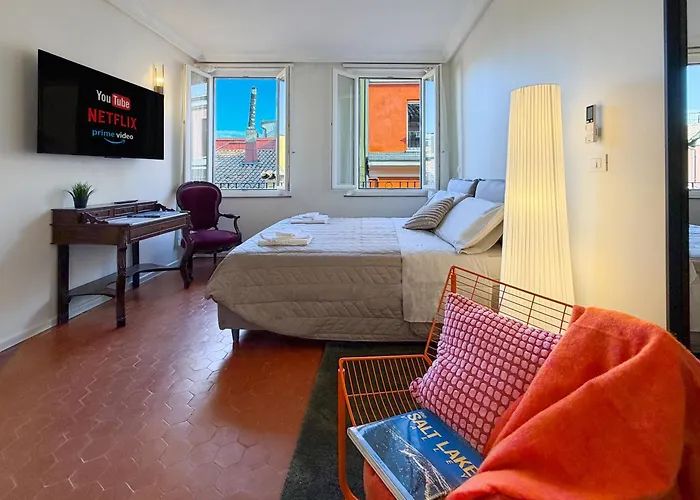 Apartament Attico D'autore In Piazza Con Vista Ghirlandina *