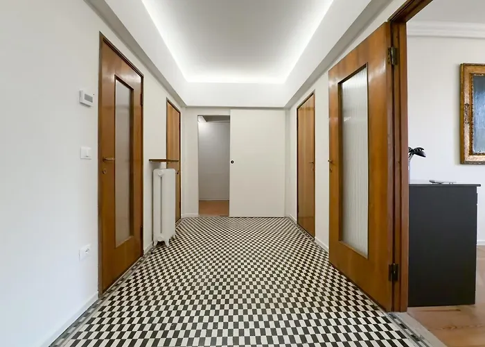 Attico D'autore In Piazza Con Vista Ghirlandina * Modena